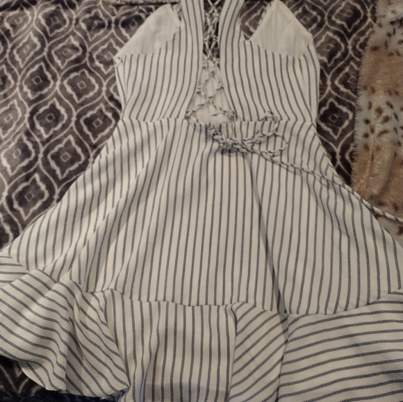 Striped Ruffle Dress - Picture 3 of 3